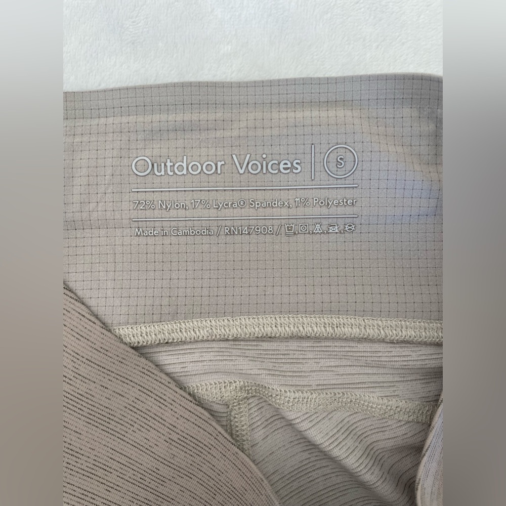 Outdoor voices tech sweat two tone colorblock 7/8 leggings - Picture 11 of 14